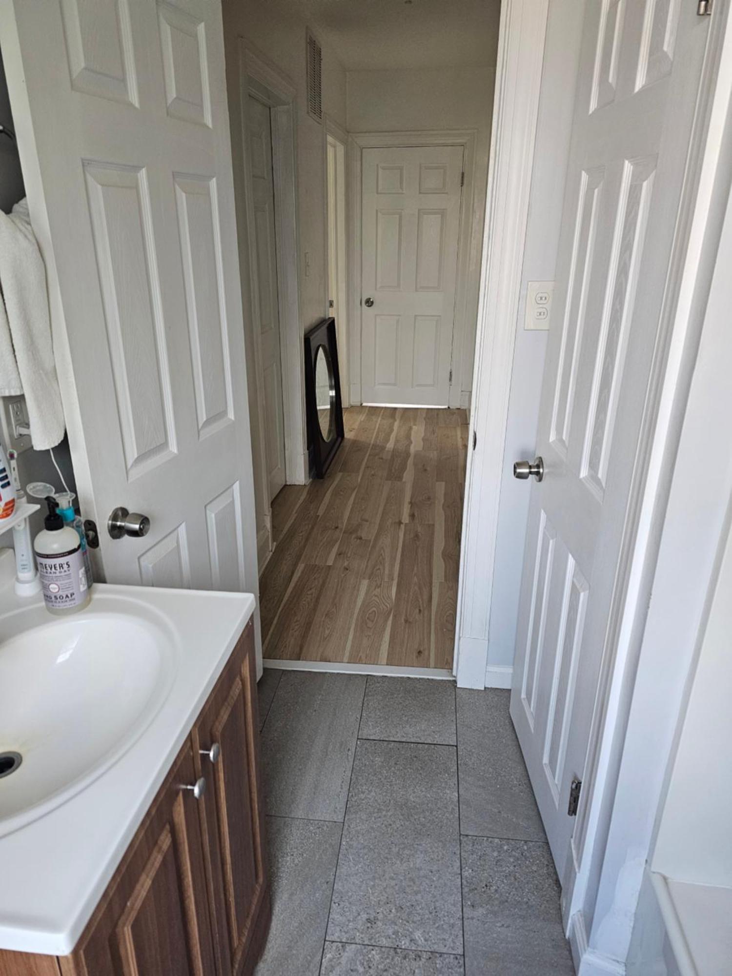 Small Cozy Room, Shared Bathroom Baltimore Exterior photo